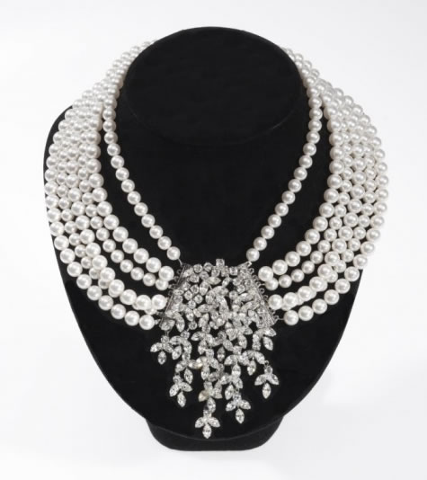 Dior Miss Pearl  Necklace - Bridal / Evening Wear - Couture Jewellery Collection from the Wedding Accessory Boutique